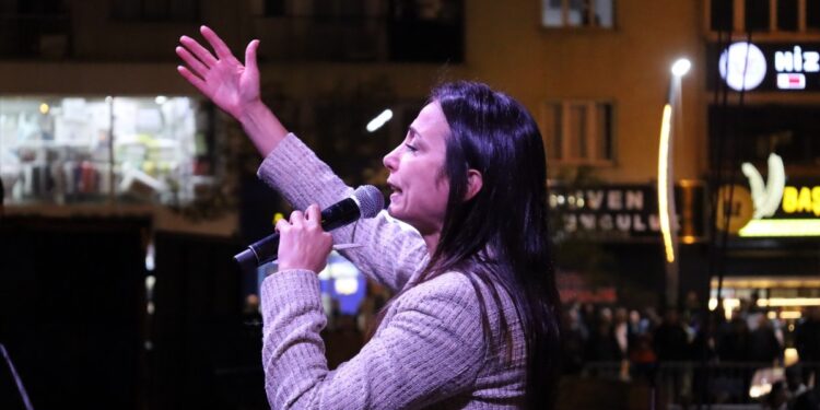 Tülay Hatimoğulları: Komisyon acilen İmralı’ya gitmeli