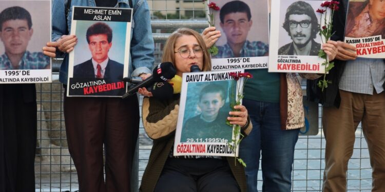 Cumartesi Anneleri Kerboran’da kaybedilenler için adalet istedi