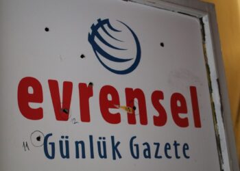 Evrensel gazetesine saldırının davası yarın: Herkesi adliyeye bekliyoruz