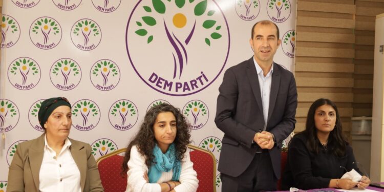 Bayındır: Kürt Özgürlük Hareketi barış arayışının ifadesidir