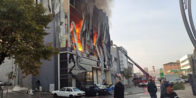 Kocaeli’ndeki yangına ilişkin 8 kişi daha gözaltına alındı