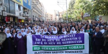 Nisêbîn’de 1 Kasım kutlaması: Kobanê umut olmaya devam ediyor