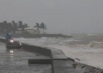 Kalmaegi Tayfun’u Vietnam’dan Kamboçya’ya ilerliyor