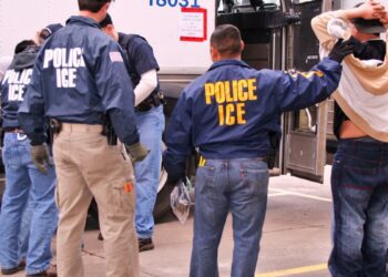 Mahkeme Trump’un ‘hızlı sınır dışı’ talebini reddetti