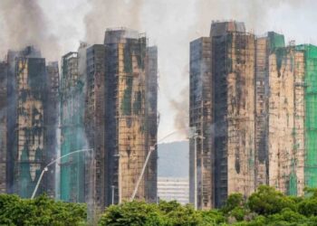 Hong Kong’daki yangında can kaybı 94’e yükseldi