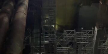 Kabataş’ta metro inşaatında iskele çöktü