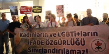 İHD: Kadın eylemine saldıran polisler yargılansın