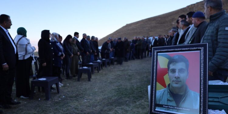 Siracettin Kondu’nun taziyesine kitlesel ziyaret