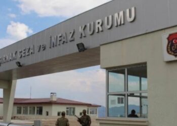 Terlik dayatmasını reddeden tutsağın hastane sevki 1 yıldır yapılmıyor