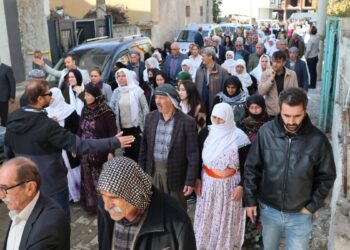 Derya Çağlar’ın taziyesine kitlesel ziyaret