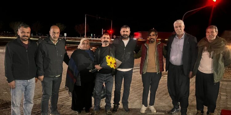 Gazeteci Hamdullah Bayram tahliye edildi