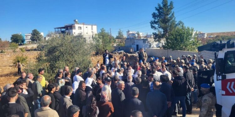 Aslan’ın taziyesine kitlesel ziyaret