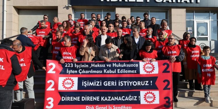 Kayyımın işten çıkardığı işçiler 103’üncü günde adliye önünde