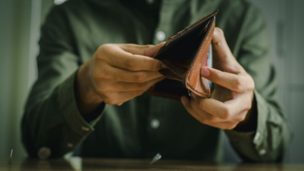 3 kişilik aile tatil yapmak isterse ne kadar mal olur?