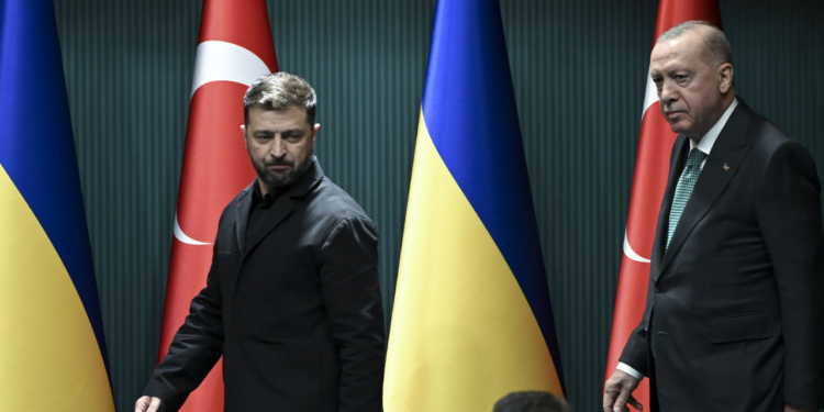 Ankara'da Barış Zirvesi! Cumhurbaşkanı Erdoğan ve Zelenskiy'den Çarpıcı Mesajlar