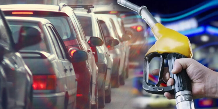 Araç Sahiplerine Sevindirici Haber Geldi! Akaryakıta Bu Kez Zam Değil İndirim Geliyor