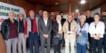 Awesta'dan anadilde eğitim talebi