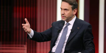 Bakan Bayraktar ‘Hazırlıklar Başladı’ Diyerek Duyurdu: İki İlde Nükleer Santral Kuruluyor