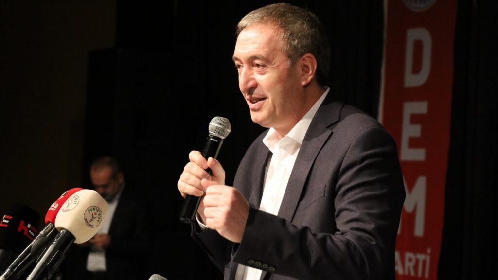 Bakırhan: ‘Şununla oturmam’ diyenler barış istemiyor, bunu da bir yere not ettik!