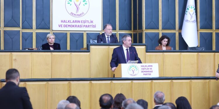 Bakırhan: Bahçeli tarihi sorumluluk alma cesaretini gösterdi