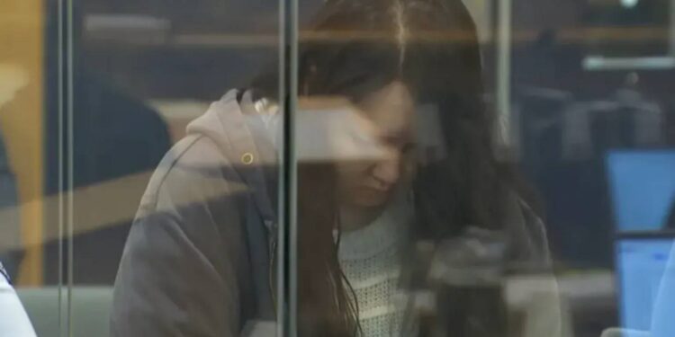 Bavullardaki korkunç gerçek: Annesinin öldürdüğü çocukların cesetlerini evin yeni sahipleri buldu