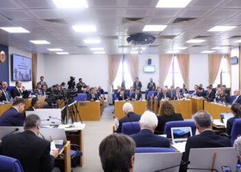 Bozdağ: Savunmaya ayrılan bütçe ekonomiye büyük yük getirecek