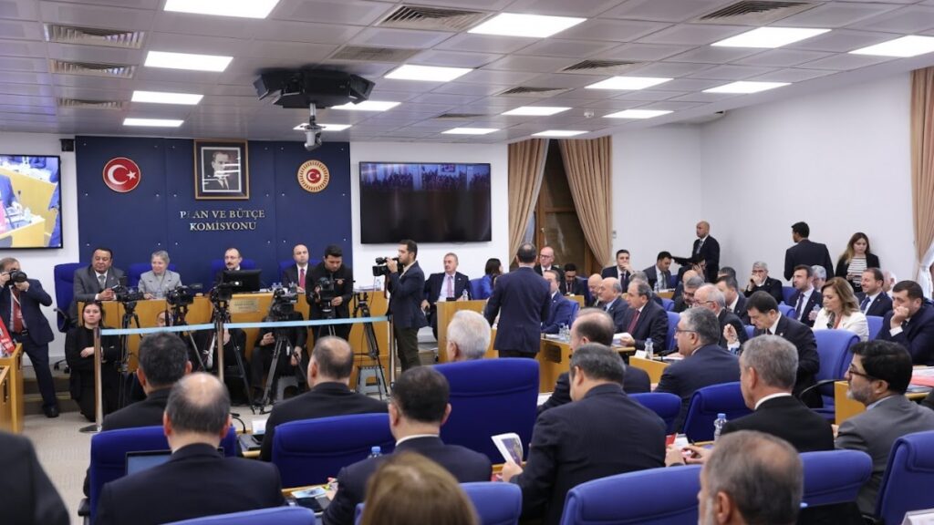 Bütçe görüşmeleri: Ulaşımda geçiş ücretleri yüzde bin 400 arttı