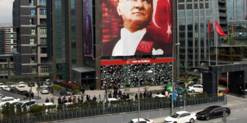 CHP İstanbul İl Başkanlığı Binasına El Konulması Talebi