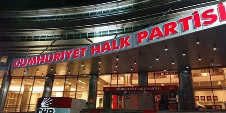 CHP'de 'sürece karşı' olan isimler kim?