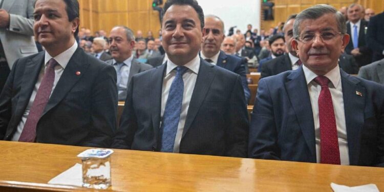 Çekimser kalmışlardı: Yeni Yol grubu İmralı’ya gitmeyecek