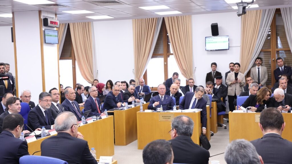 Çiftyürek: Türkiye çölleşiyor, asıl beka sorunu bu