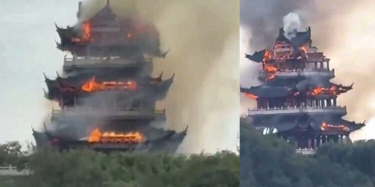 Çin’deki 1500 Yıllık Yongqing Tapınağı'nda Yangın