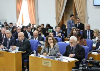 DEM Parti milletvekillerinden Kurum'a: Adil ve şeffaf bir bütçe oluşturulmalı