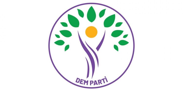 DEM Parti'den 4 Kasım çağrısı: Kayyımlar geri çekilmeli
