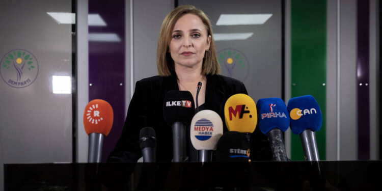 DEM Parti'den 'Süreç Komisyonu'na Öcalan Çağrısı