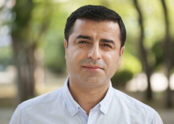 Demirtaş’tan milletvekillerine: İmralı’ya gidip noktayı koyun