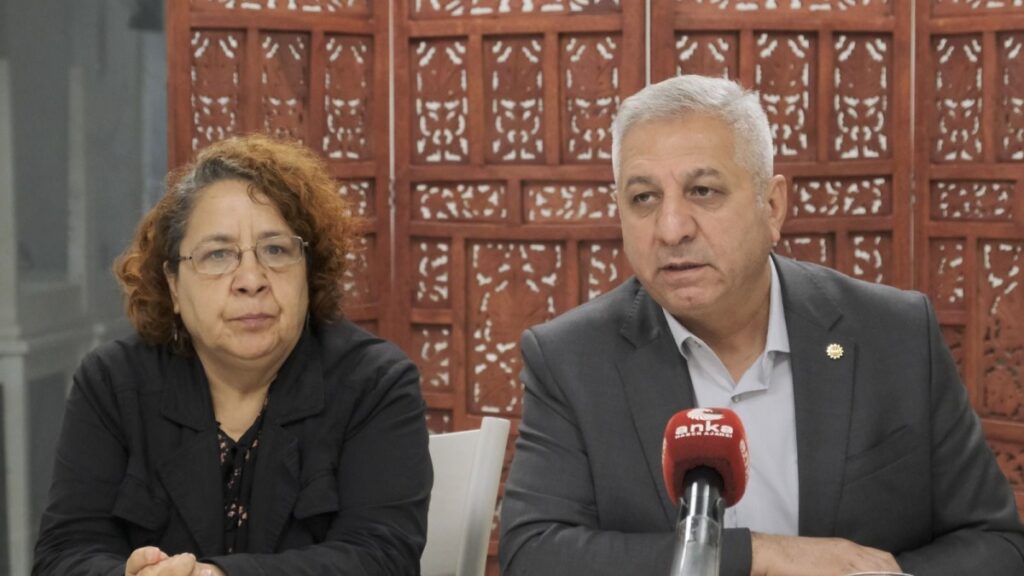 EMEP Genel Başkanı Aslan, gazetecilerle bir araya geldi