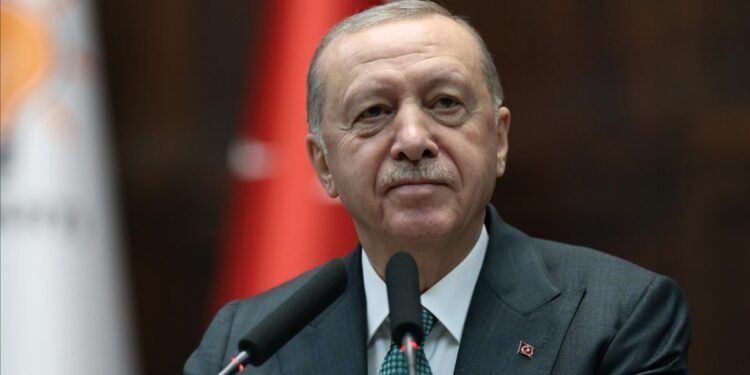 Erdoğan'dan süreç açıklaması: Tüm partilere önemli görevler düşüyor