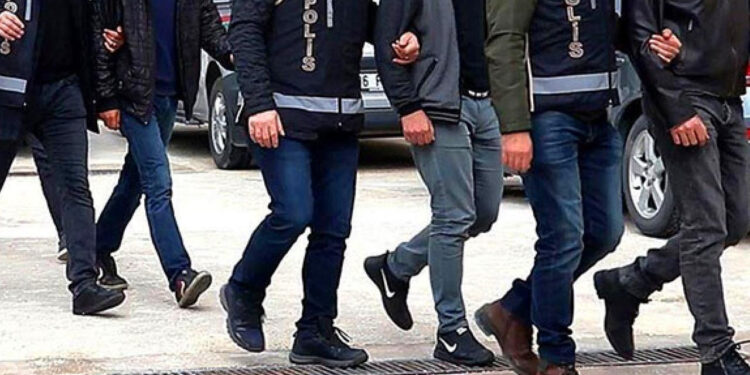 Eskişehir’de Silahlı Çete Çökertildi! 20 Şüpheli Operasyonda Yakalandı