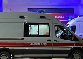 Fatih'te Bir Otelde Yine Zehirlenme Şüphesi! 2 Kardeş Hastanelik Oldu