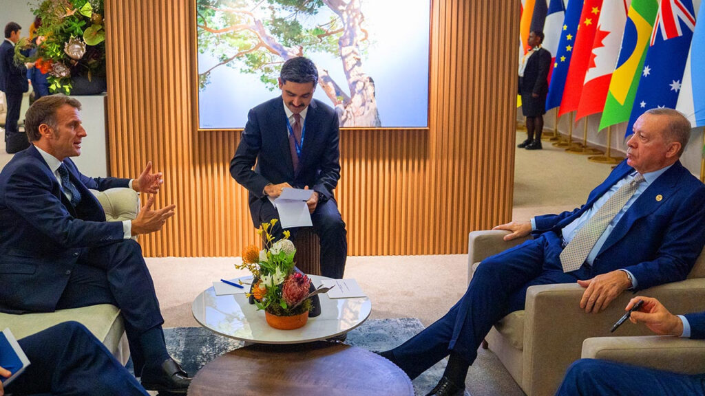 G20 Liderler Zirvesi’nde Kritik Temas: Cumhurbaşkanı Erdoğan, Fransa Cumhurbaşkanı Macron ile Görüştü