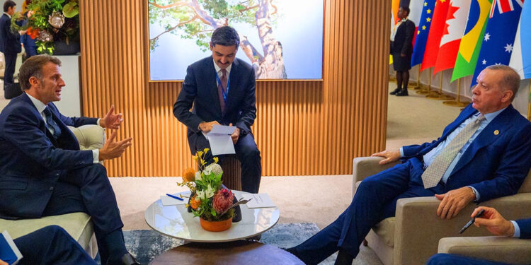 G20 Liderler Zirvesi’nde Kritik Temas: Cumhurbaşkanı Erdoğan, Fransa Cumhurbaşkanı Macron ile Görüştü