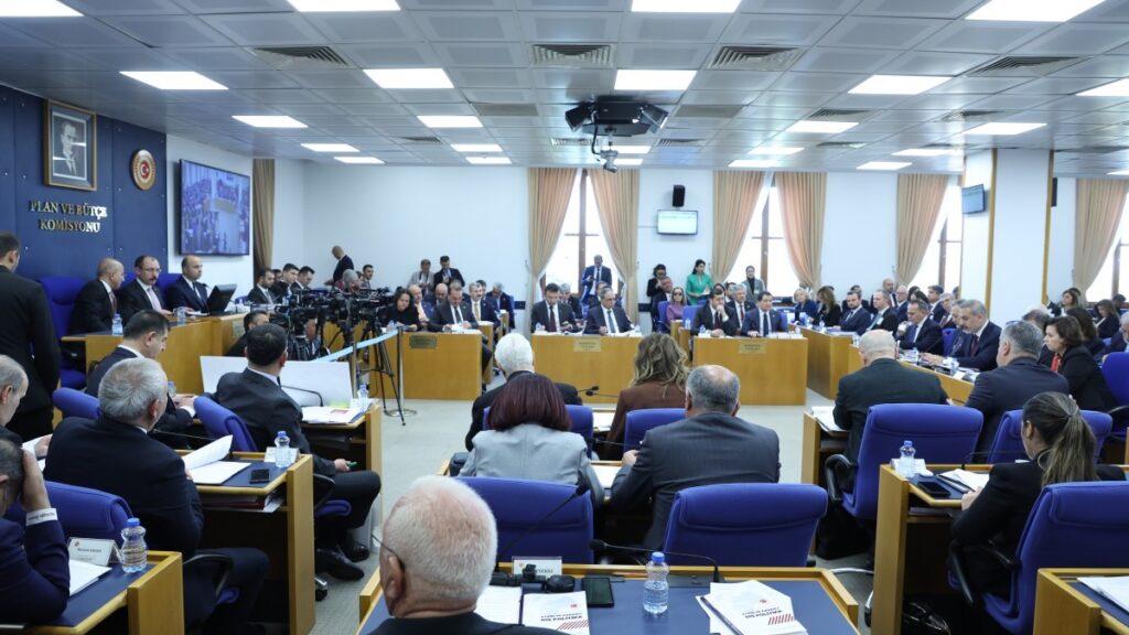 Gelecek Partili Torun: Türkiye Adem-i Merkeziyetçilikten korkmamalı