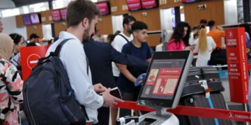 Gençler umudunu yitirdi, iyi eğitimli insanlar Türkiye’den ayrılıyor