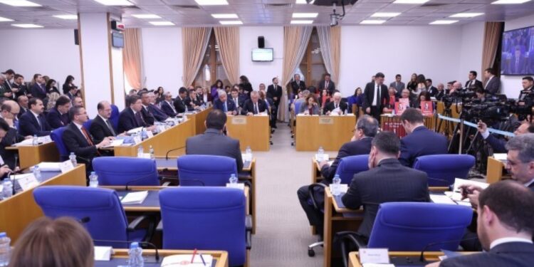 Heval Bozdağ'dan Bakan Tunç’a: Kanunlara uymuyorsunuz