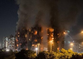 Hong Kong’daki yangında en az 128 kişi öldü, yüzlerce kişi hala kayıp