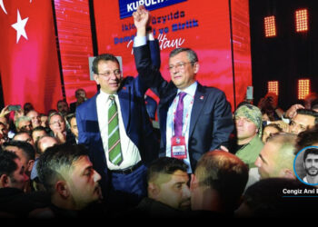 İmamoğlu, Özgür Özel’i Kılıçdaroğlu karşısında aday olarak belirledi, Rıza Akpolat ile belediye başkan adaylarını seçti