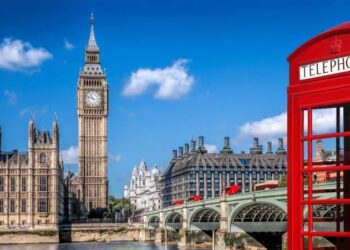 İngiltere Türklerin en çok harcama yaptığı ikinci ülke oldu; ne satın aldılar?