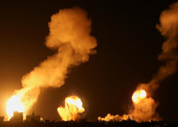 İsrail Ateşkese Rağmen Lübnan'ı Vuruyor