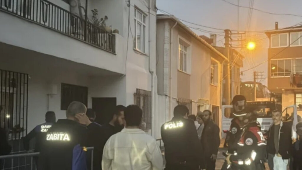 Kocaeli’de Panik! Kolonlar Çatladı, Bina Mühürlendi